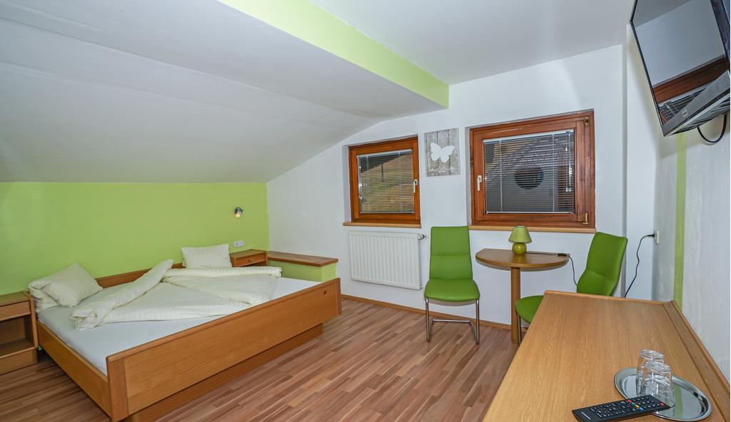Haus Stampfer Hotel Weissensee Kamer foto